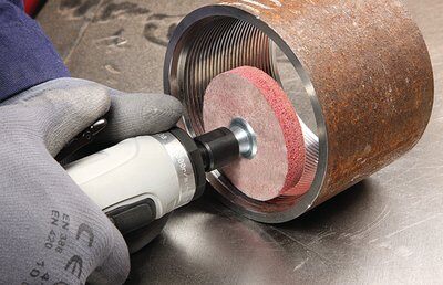3M Standard Abrasives™ Unitized Mandrel is a tool attachment designed to hold a small Standard Abrasives™ Unitized Wheel