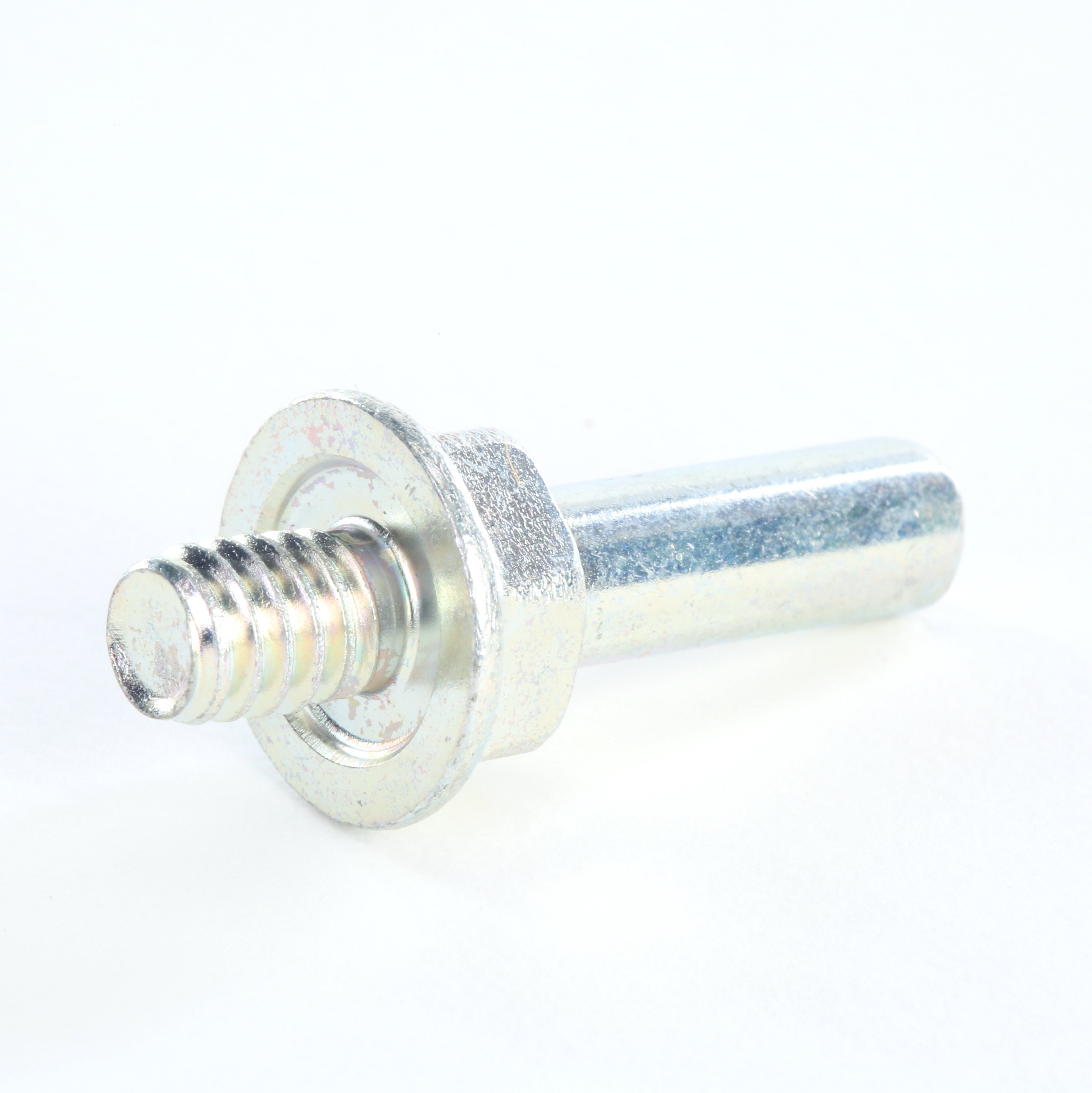 In two diameters— 1/4 inch or 6 mm— the 3M™ Roloc™ Shank enables you to secure a Roloc ™ backup pad to a die grinder or disc sander, adding versatility to tools you may already own.