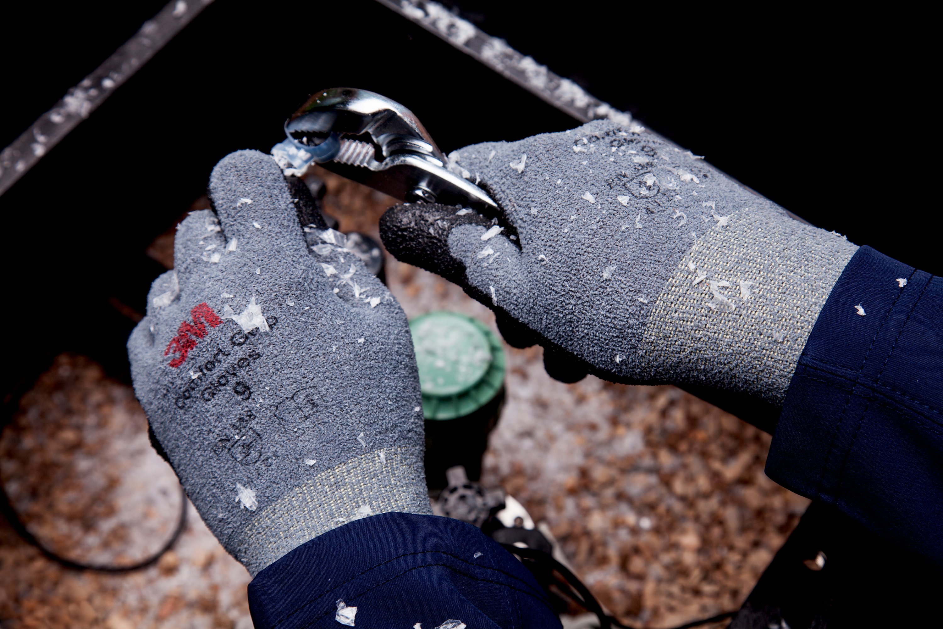 3M™ Comfort Grip Glove CGLW, Winter, Size L 7010305066 WardKennedy