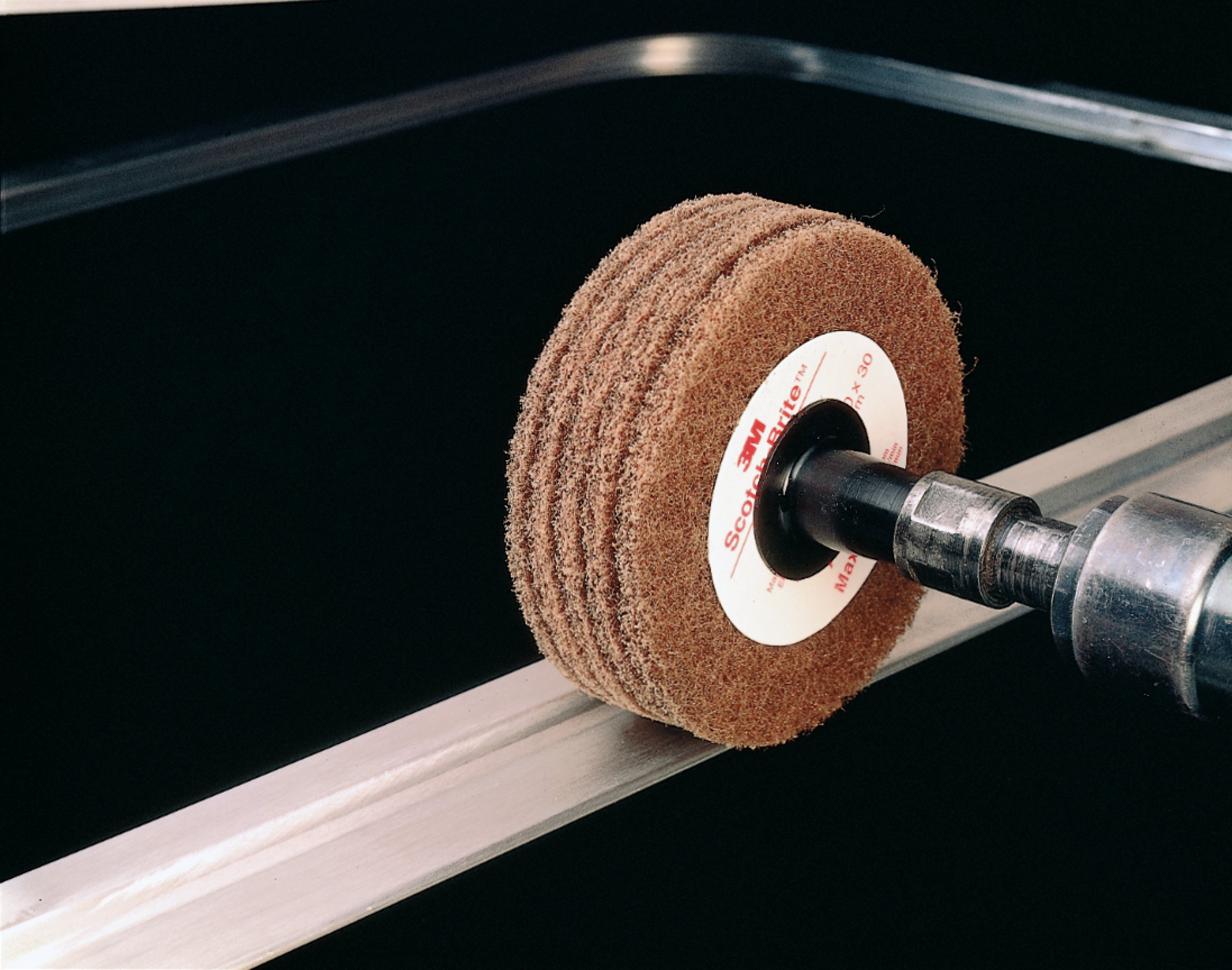 Our Scotch-Brite™ Cut and Polish Disc is engineered to produce satin or high-luster finishes and may be used for cleaning or light deburring on a variety of metals.