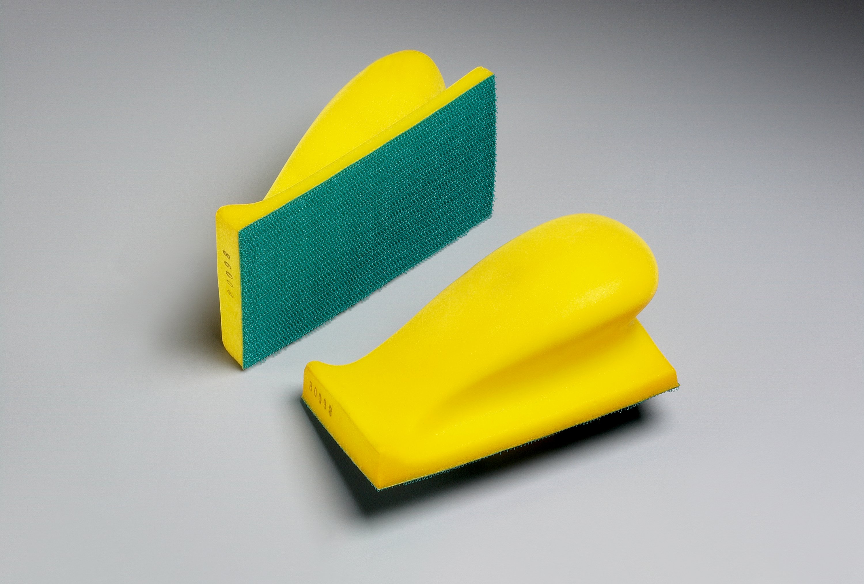 3M™ Hookit™ abrasive sheets come ready to use, sized to fit easily with a range of standard air file shoes and pads.