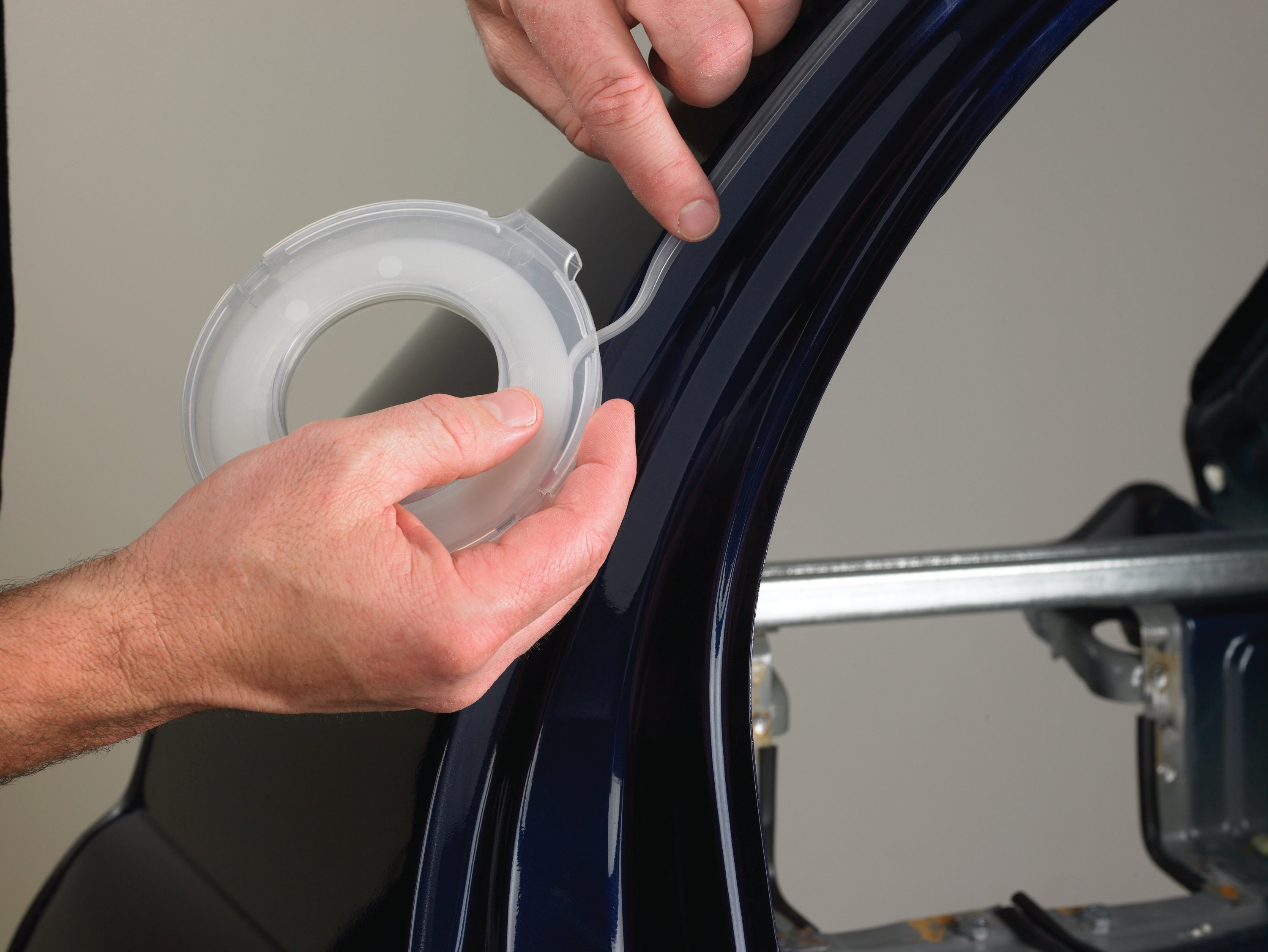 3M™ Smooth Transition Tape helps create a flawless appearance where customers, and insurance companies, know to look at door jambs, hood and fender jambs, quarter panel edges and trunk lines, and along outside body lines.