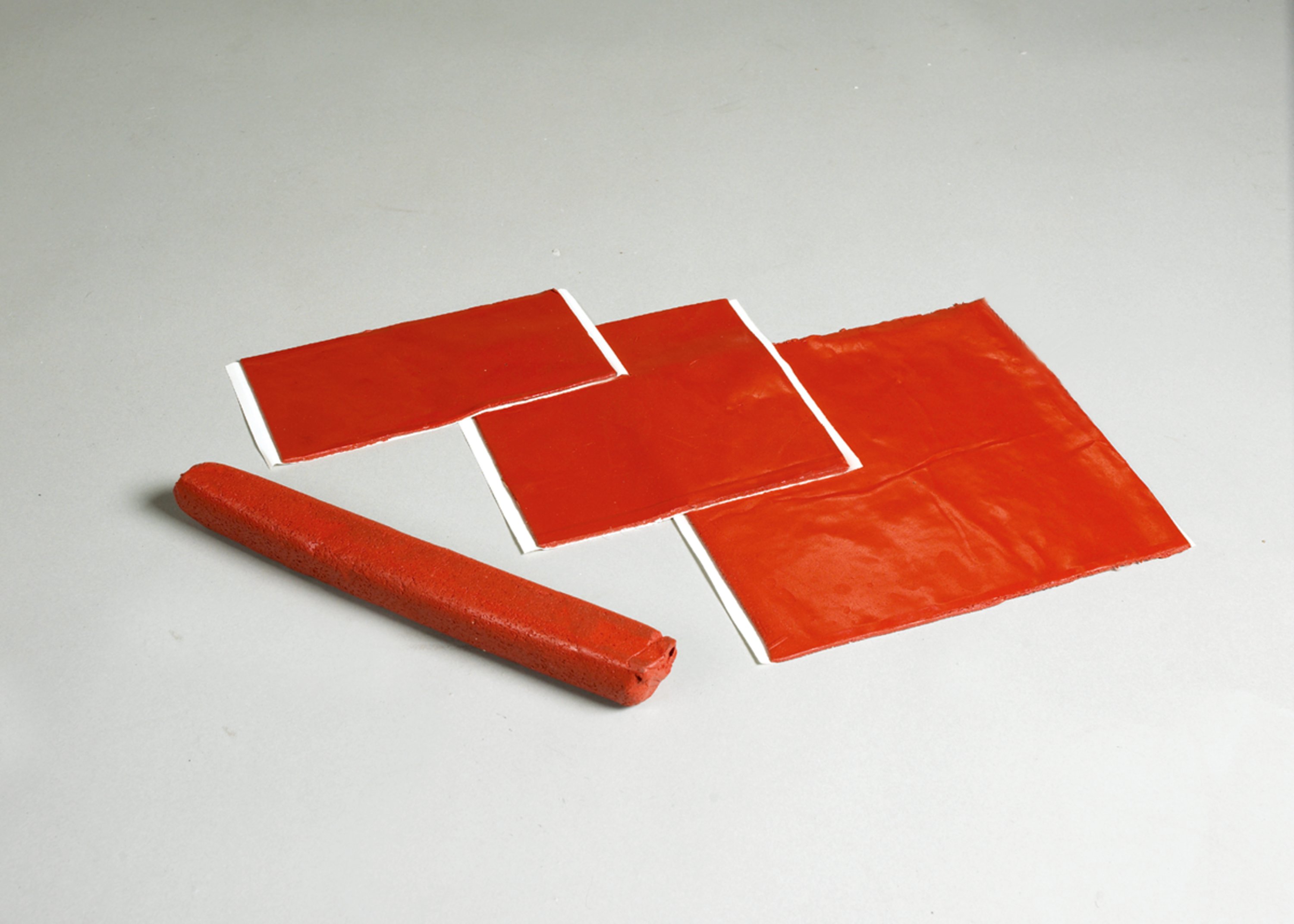  For applications requiring conformable coverage, these pliable 3M™ Fire Barrier Moldable Putty Pads MPP+ meet a full range of firestop needs that would be impractical with strips, wraps or rolls.