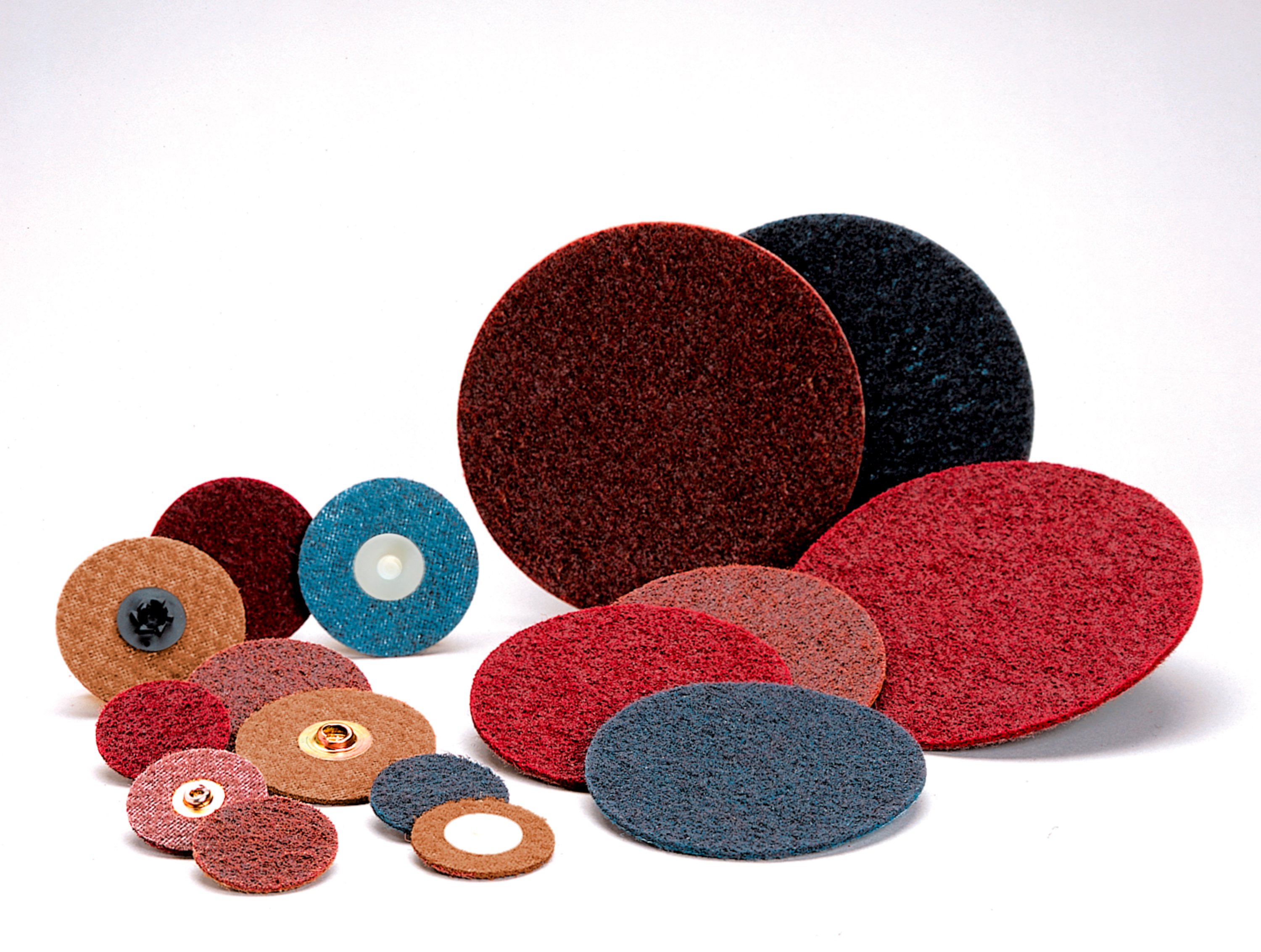 Multi-purpose abrasive works well on ferrous and non-ferrous metals and composites, particularly on flat surfaces