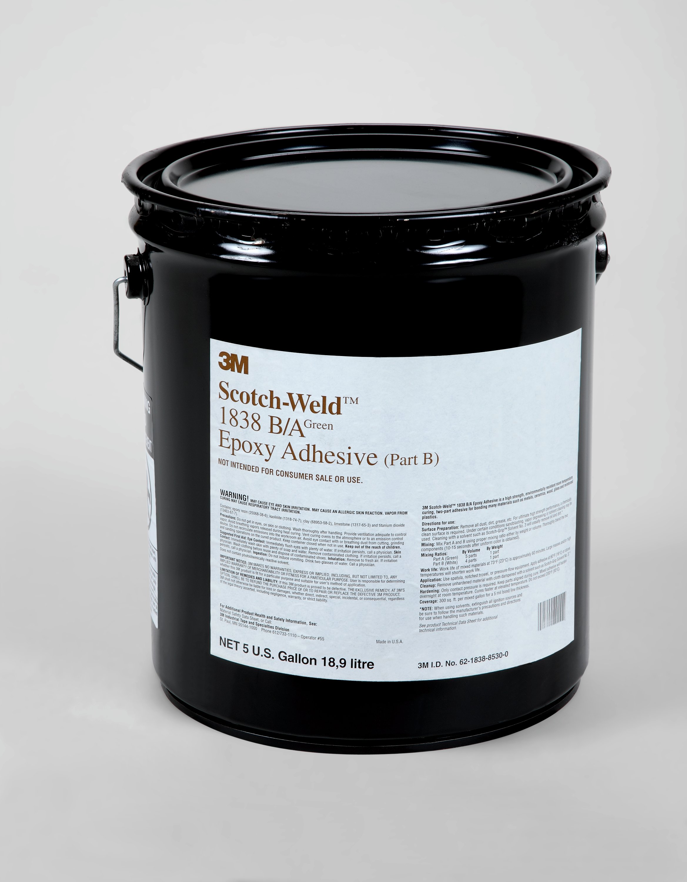 3M™ Scotch-Weld™ Epoxy Adhesive 1838 is a controlled-flow product with high viscosity which allows for easy dispensing and ensures application is precise, accurate and reaches the desired results.