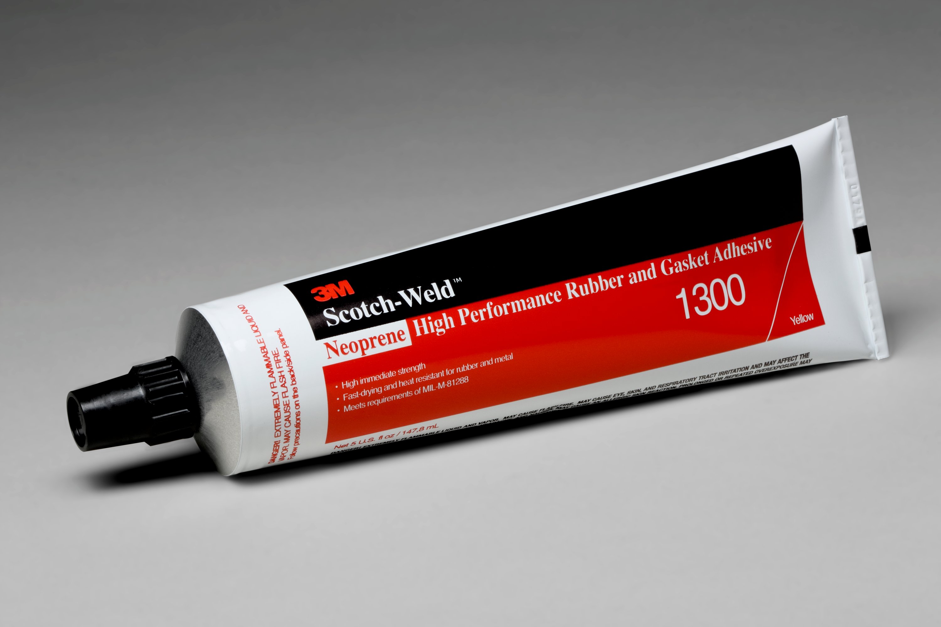 3M™ Industrial Plastic Adhesive 4475 bonds to a variety of substrates —  primarily plastic —  for a strong, enduring bond