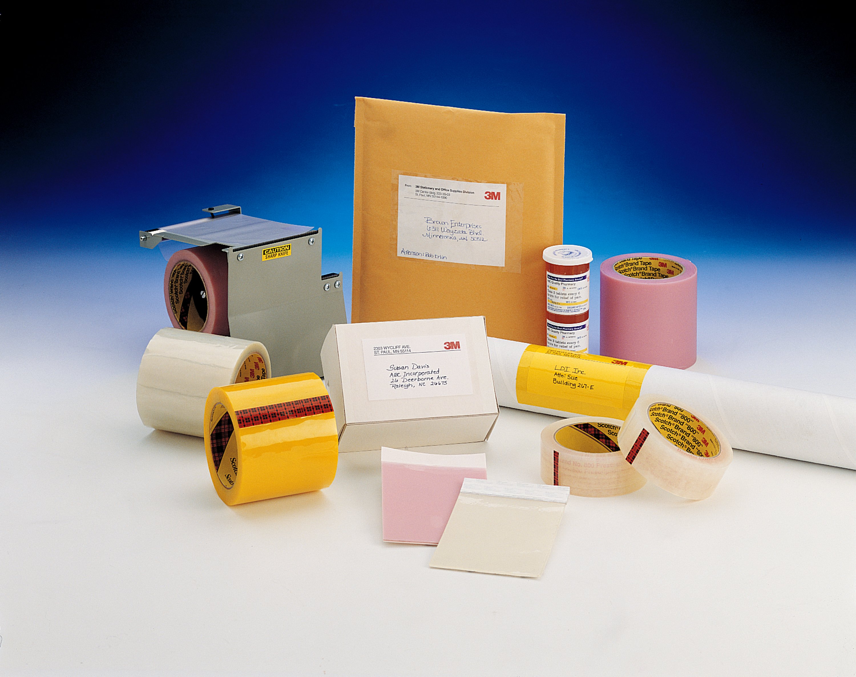 3M™ Polyester Film Tape 856 is an edging and reinforcing tape commonly used in a variety of industrial, paper and print applications.