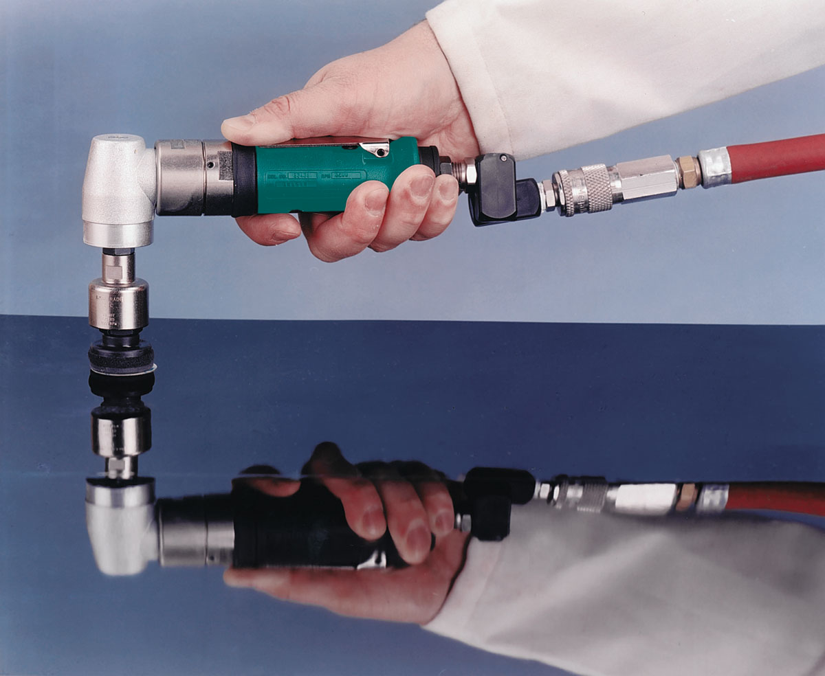 Orbital Sander .4 hp, 3.2K RPM, 3/16" (5 mm) Dia. Orbit, Rear Exhaust, for 1/4"-20 Female Pads Orbital Sander .4 hp, 3.2K RPM, 3/16" (5 mm) Dia. Orbit, Rear Exhaust, for 1/4"-20 Female Pads